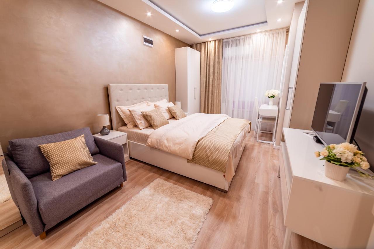 Ivi Place Apartments Нови-Сад Экстерьер фото