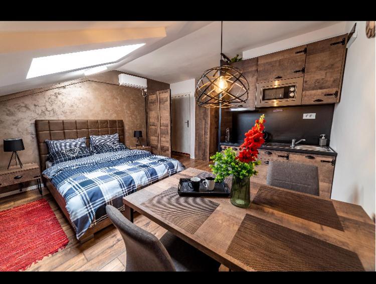 Ivi Place Apartments Нови-Сад Экстерьер фото